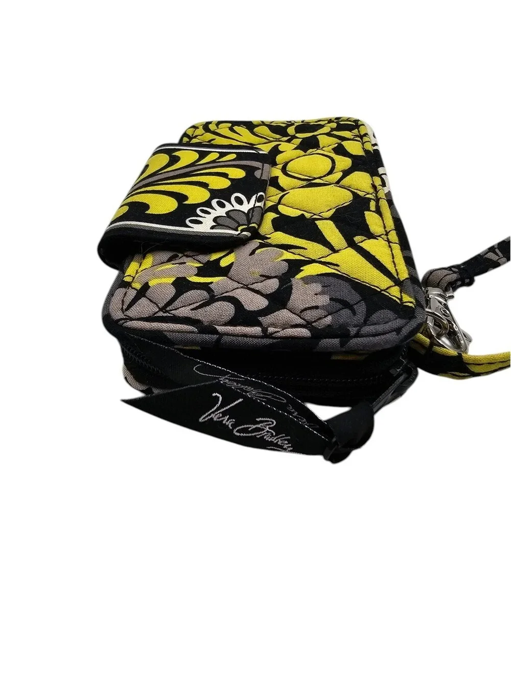 Vera Bradley Wristlet with ID window. GUC Has ID/Card section and Second zipper